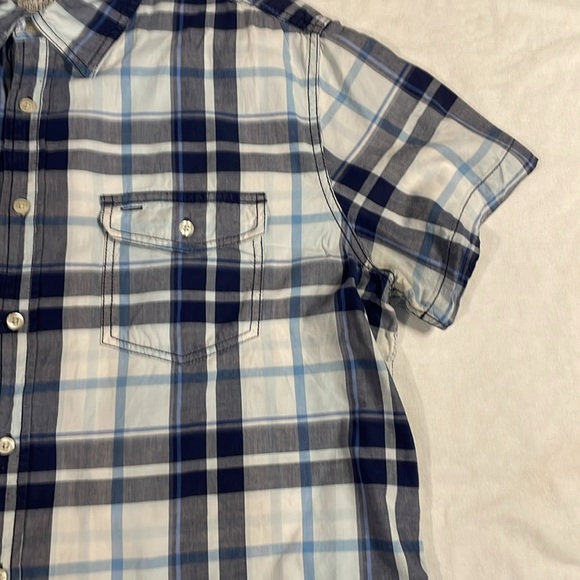 ♠️ 3/20 Mossimo Athletic Fit Men's Short Sleeve Button Down Shirt Size XLarge - Picture 2 of 6